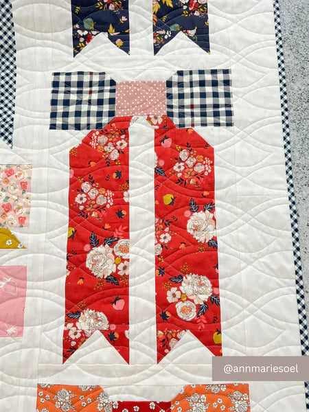 Pen + Paper Patterns - Top Knot Quilt Pattern